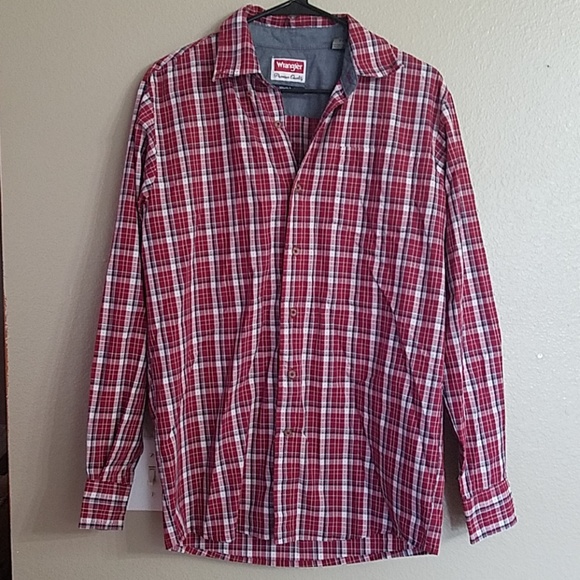 Wrangler Other - Mens button down shirt
